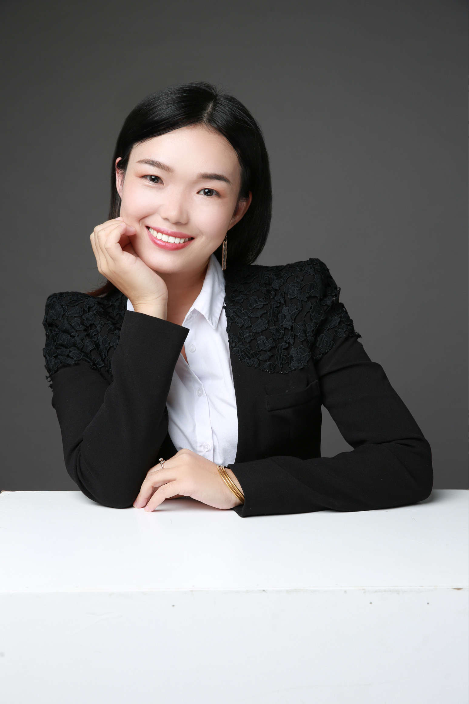 嚴(yán)向榮-君林集團(tuán)銷售經(jīng)理