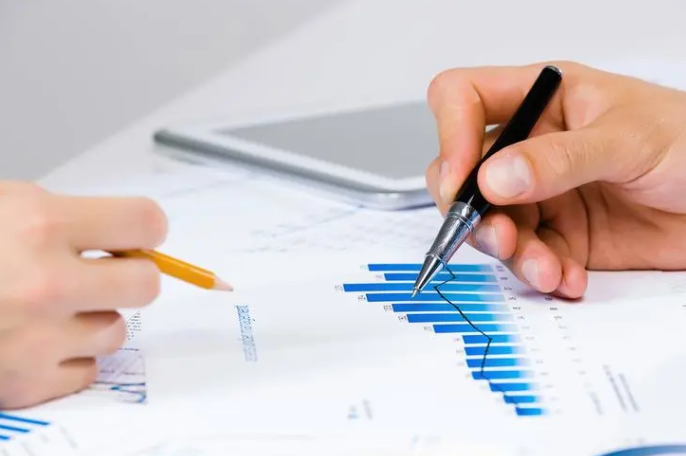 香港公司未按時年審，超期產(chǎn)生罰款了怎么辦